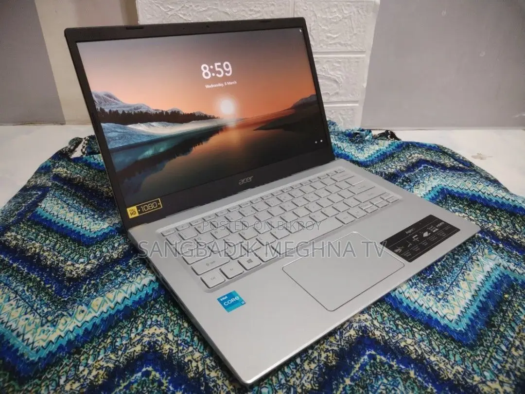 Laptop Acer 4GB Intel SSD 500GB