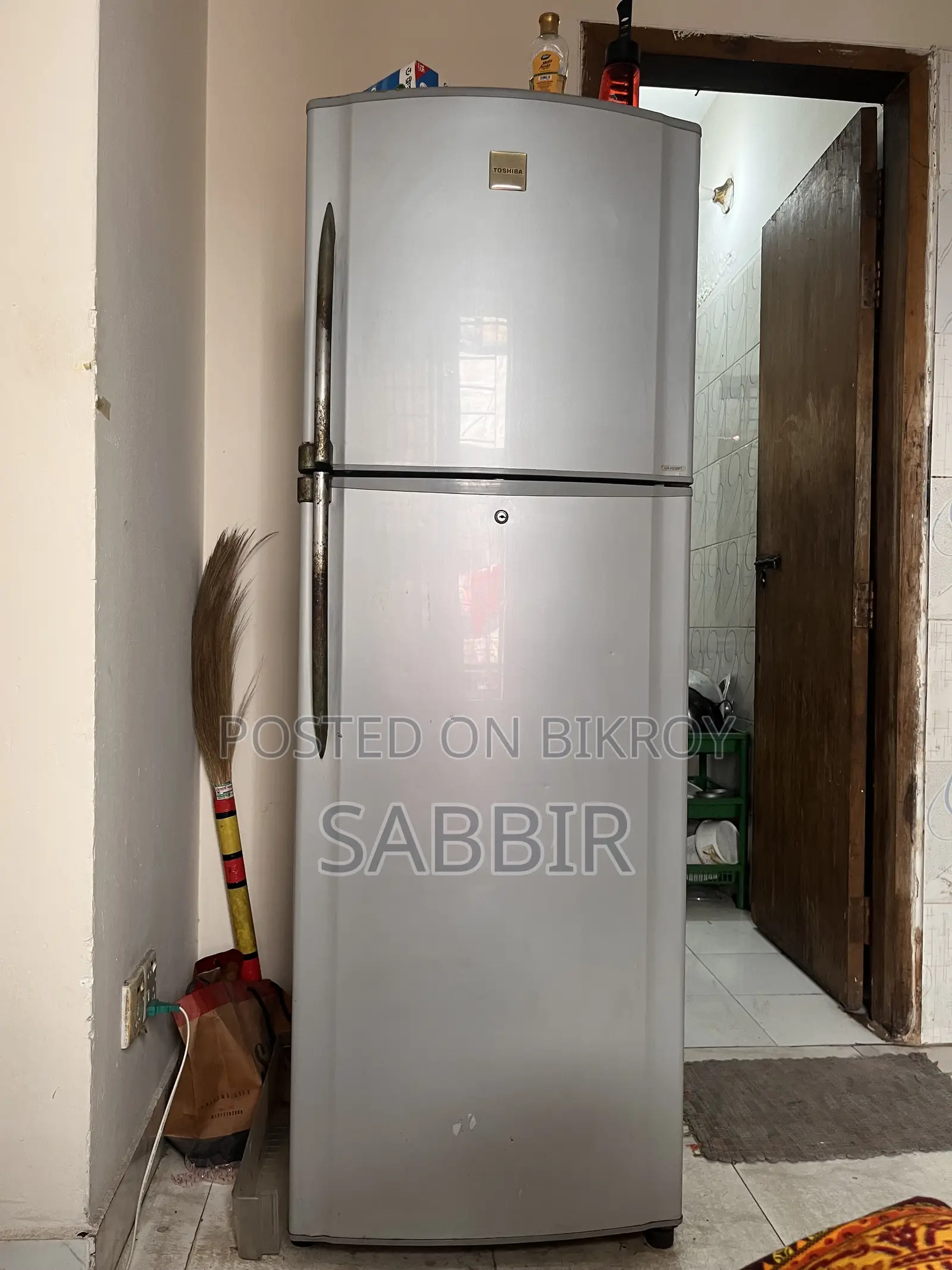 তোশিবা ফ্রিজ