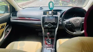 Toyota Premio 2018 Teal