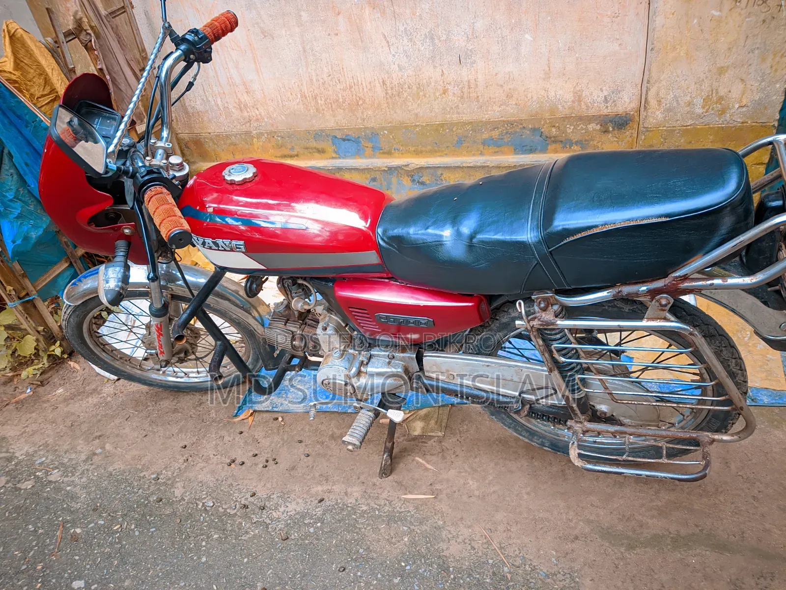 Dayang DY100T-6M 2011 Red