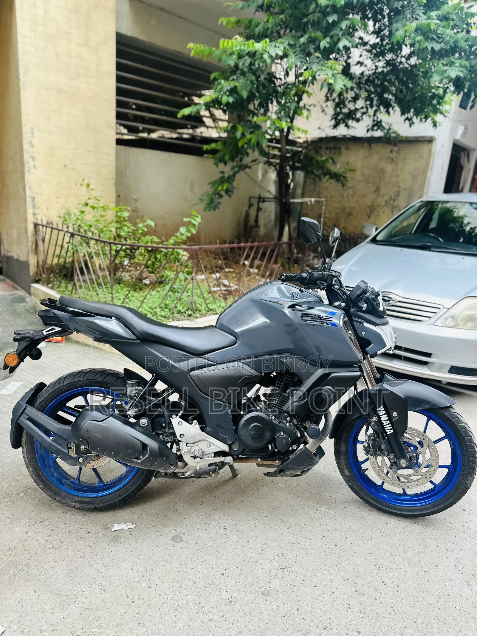 Yamaha FZ 2025 Gray