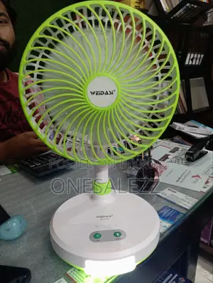 রিচার্জেবল ফ্যান এবং লাইট