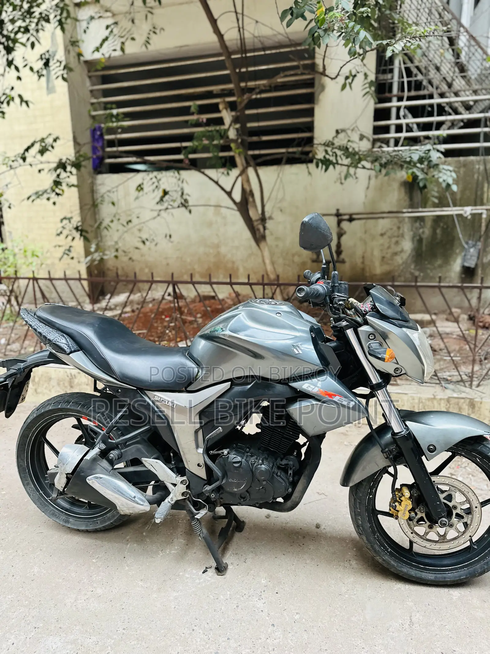 Suzuki Gixxer Monotone 2015 Gray