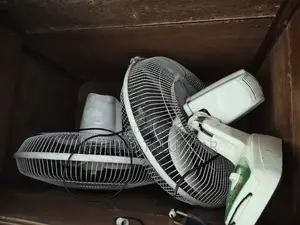 প্রদীপ ১৬" ওয়াল ফ্যান পার পিস ১২০০*৪