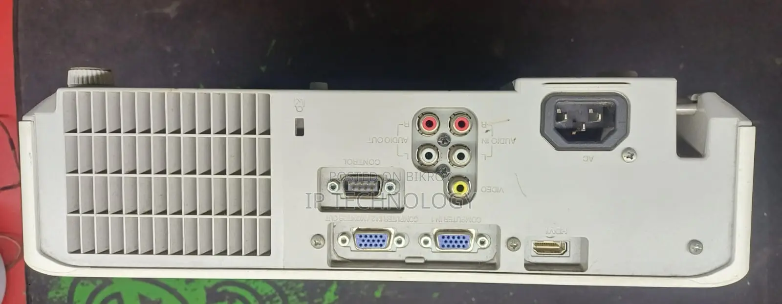 Hitachi Cp-Ed27x Xga 1024*768 3LCD Multimedia Projector