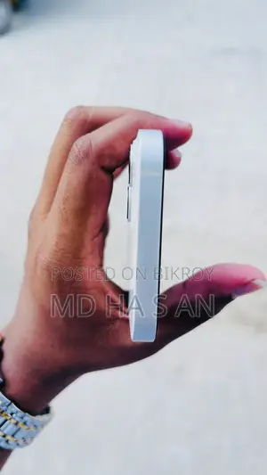 Apple iPhone 13 128 GB White