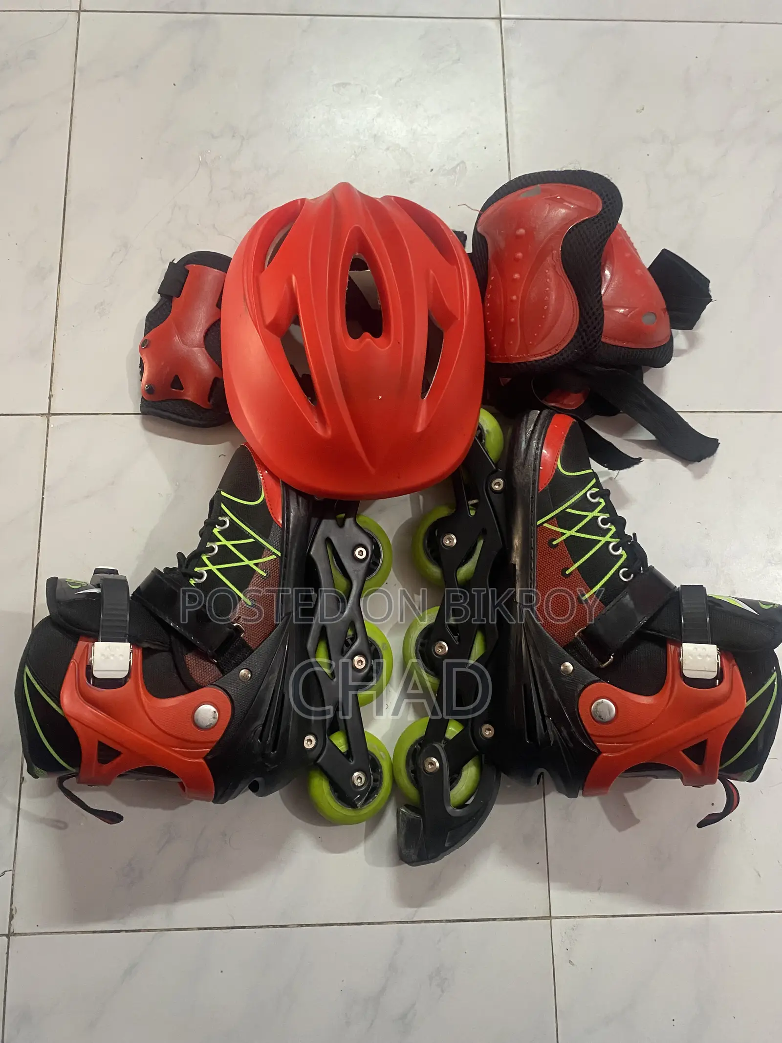 Skating shoes and helmet set for sale