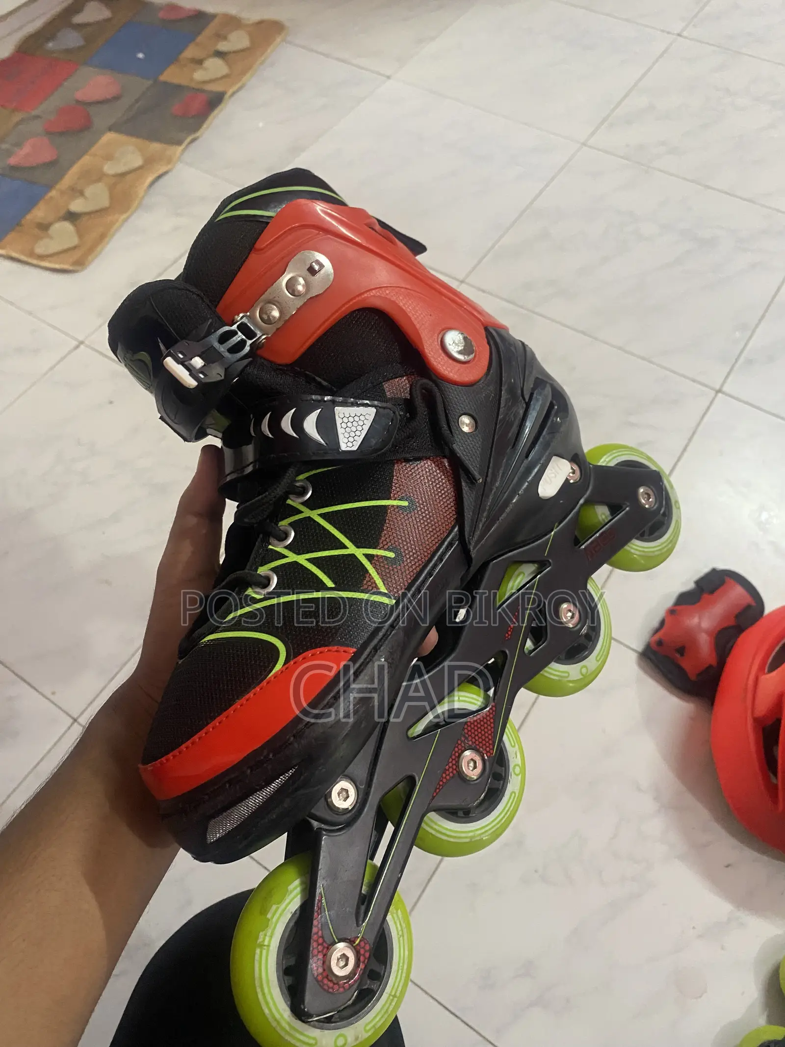 Skating shoes and helmet set for sale
