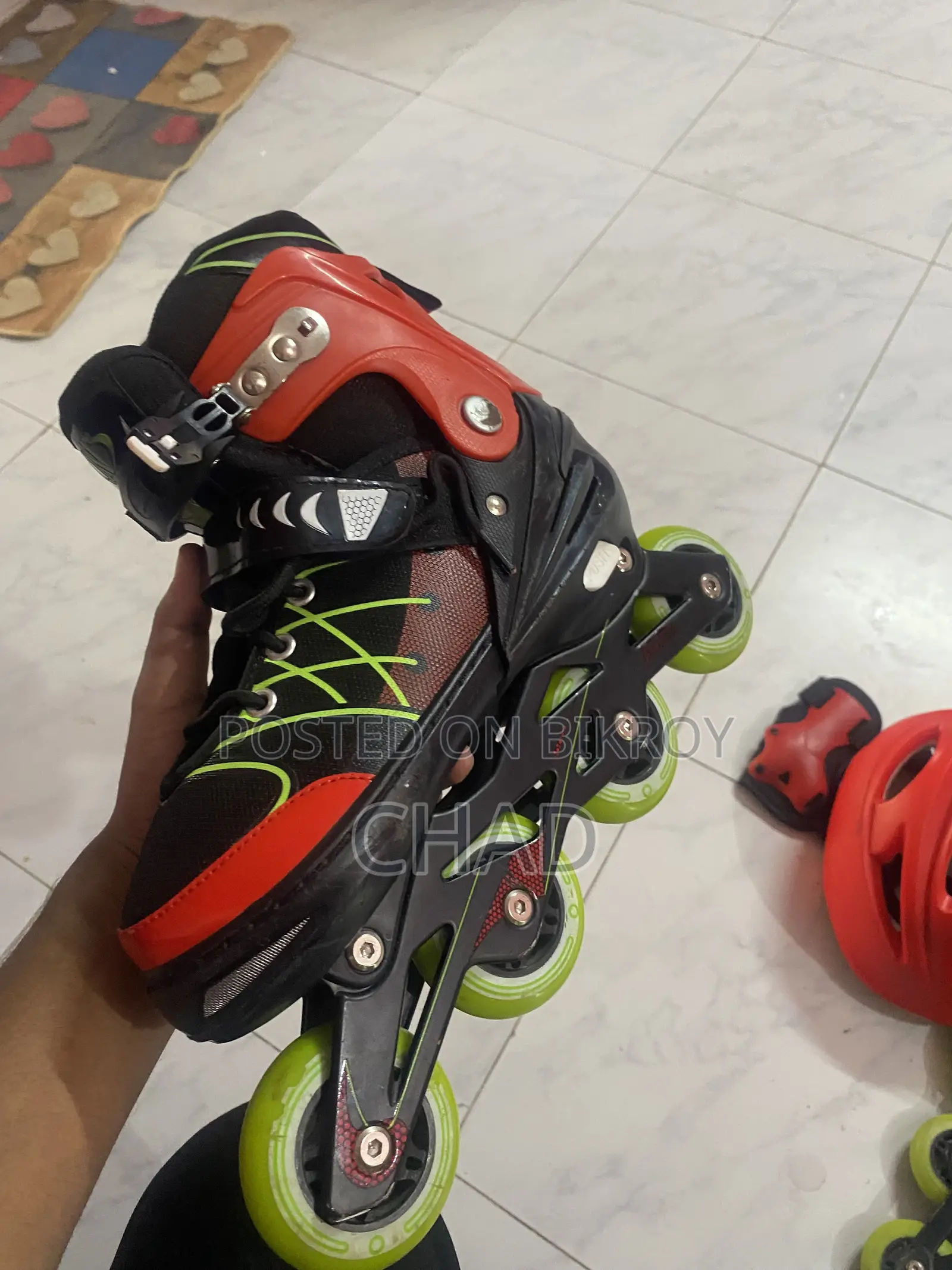 Skating shoes and helmet set for sale