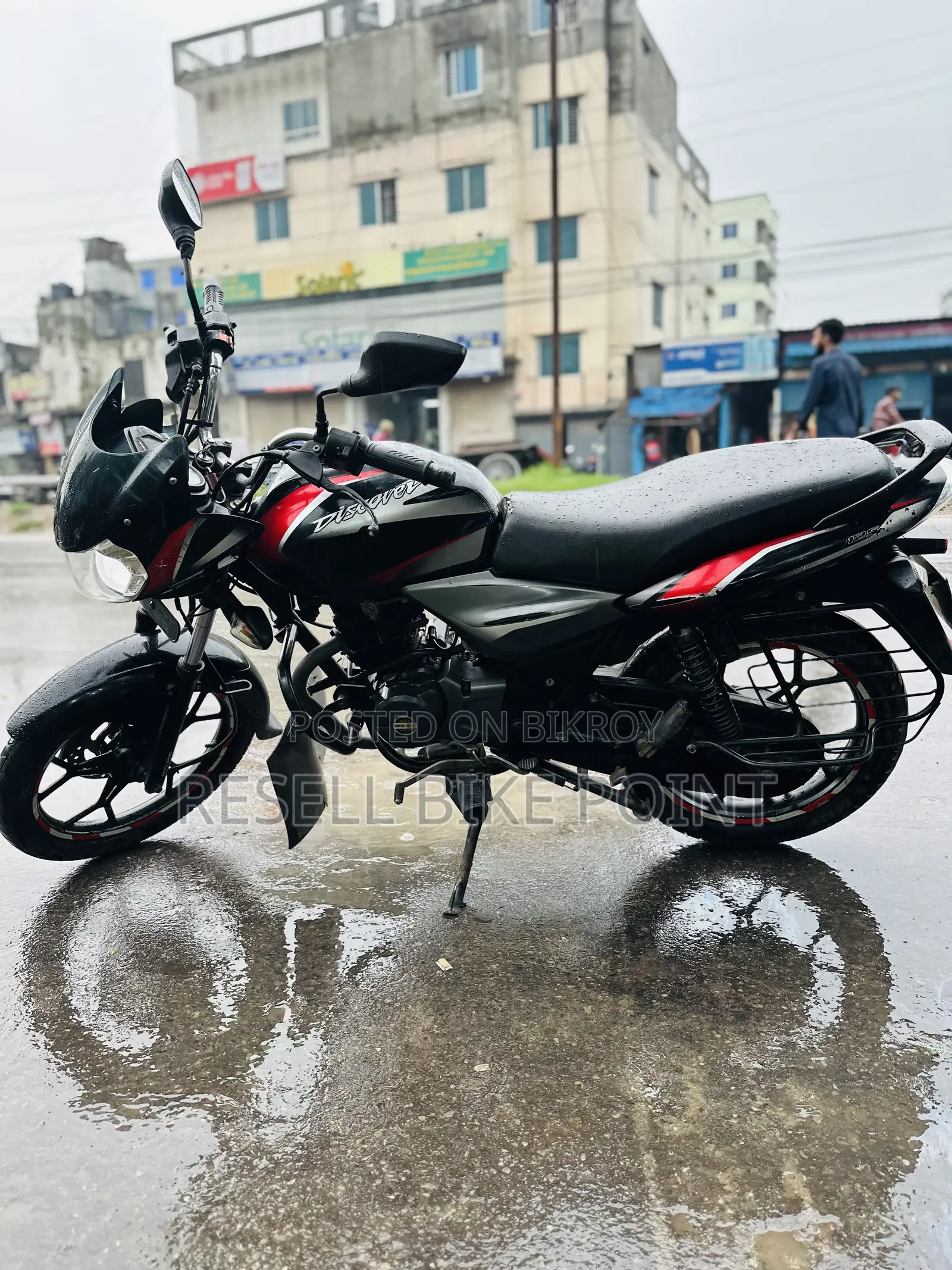 Bajaj Discover 125 2020 Black
