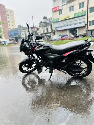 Bajaj Discover 125 2020 Black