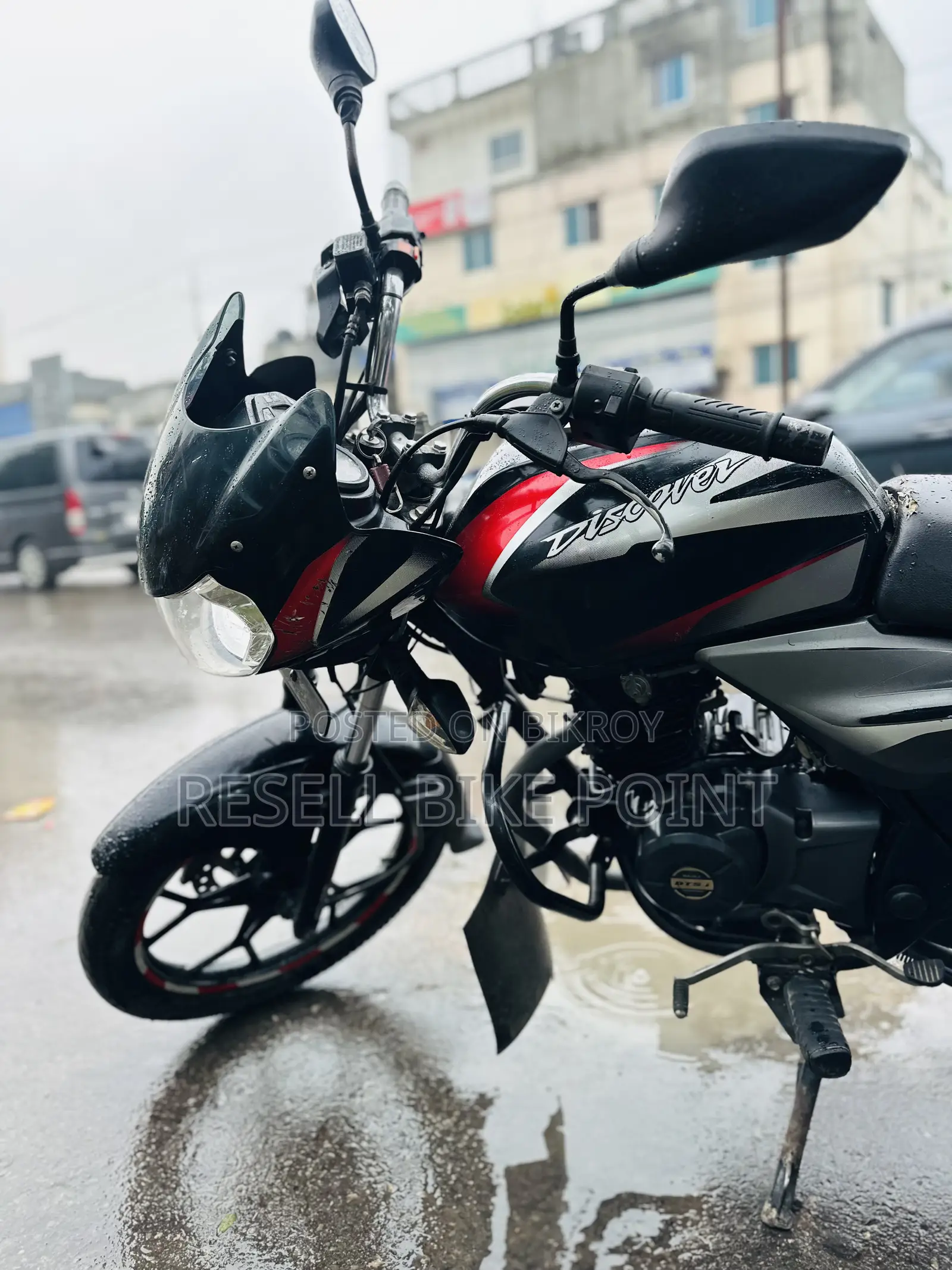 Bajaj Discover 125 2020 Black