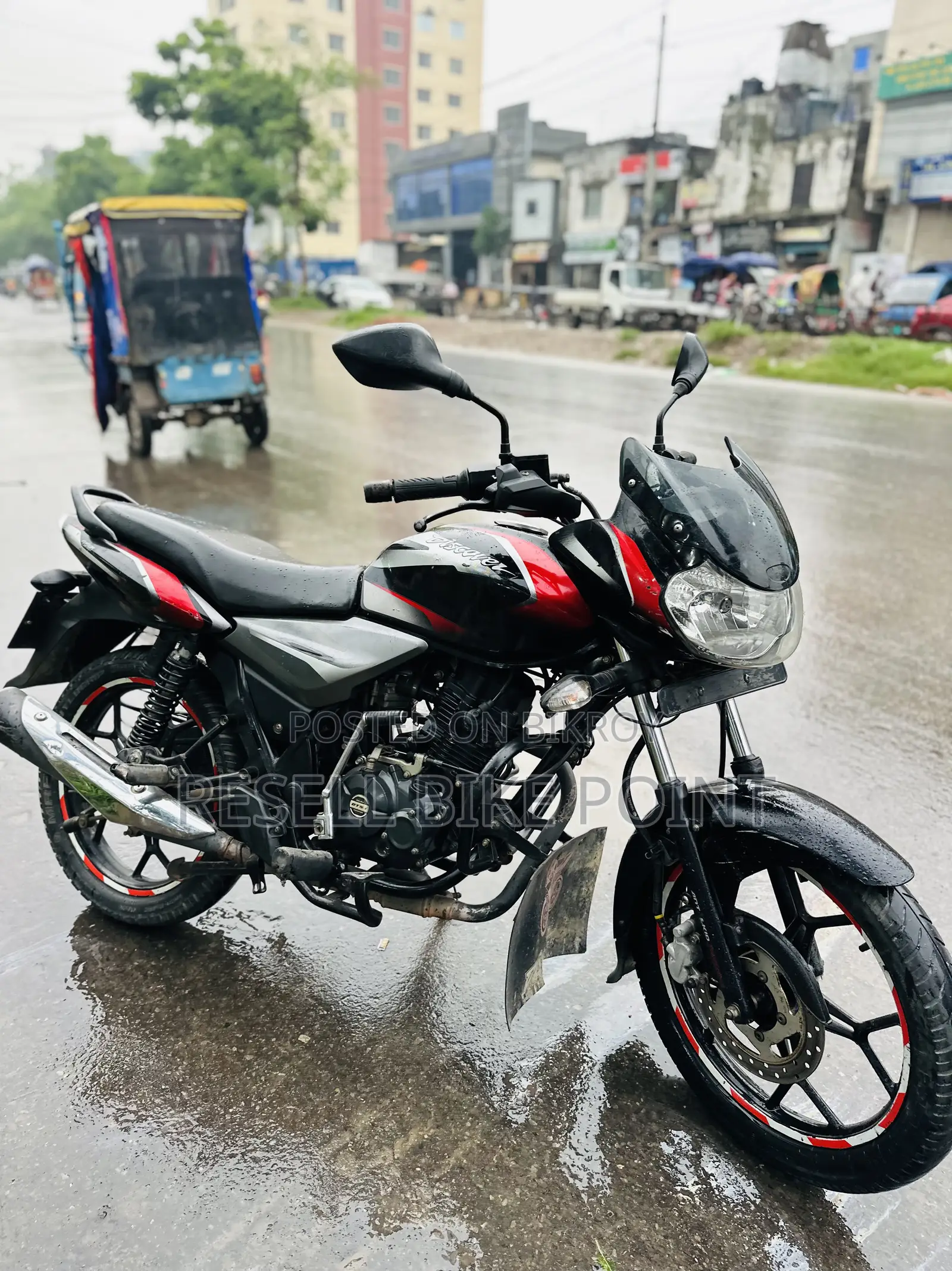 Bajaj Discover 125 2020 Black