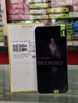 New Realme V30 128 GB Gold