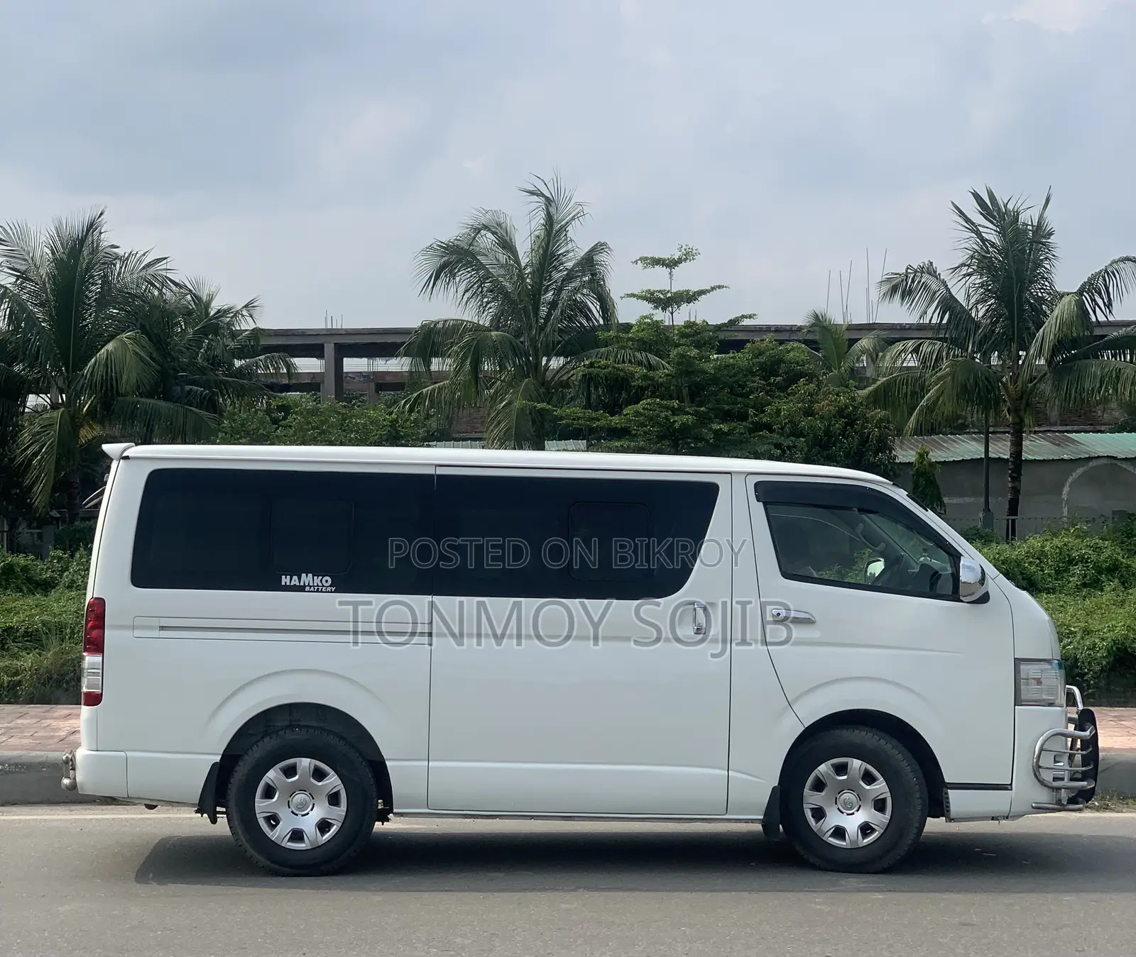 Toyota HiAce 2016 Pearl