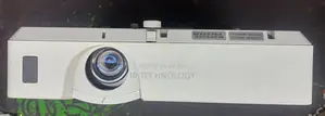 Hitachi Cp-Ed27x Xga 1024*768 3LCD Multimedia Projector