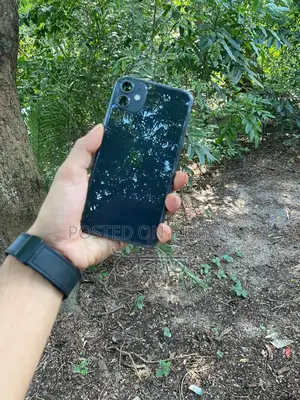 Apple iPhone 11 64 GB Gray