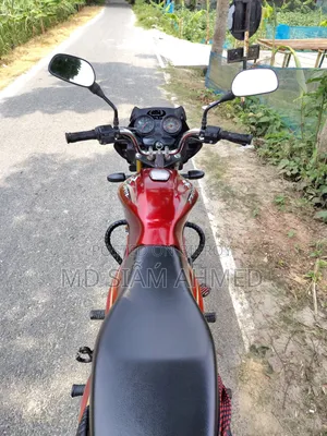 Bajaj Discover 100 2018 Red