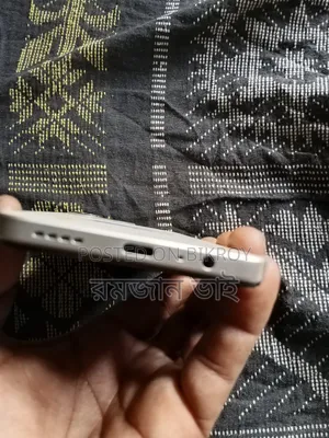 Realme C100i 128 GB White
