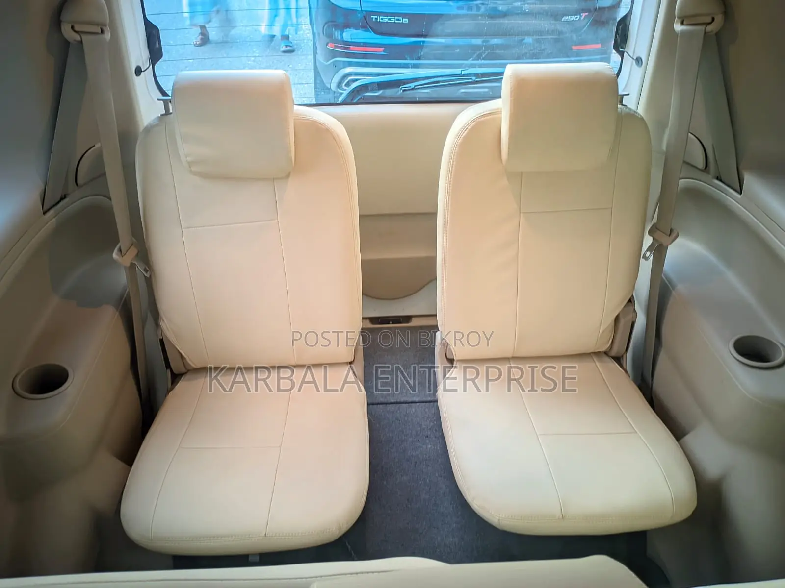 Toyota Sienta 2011 Pearl