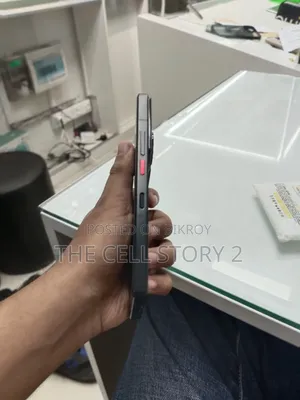 ZTE nubia Z60 Ultra 256 GB Black