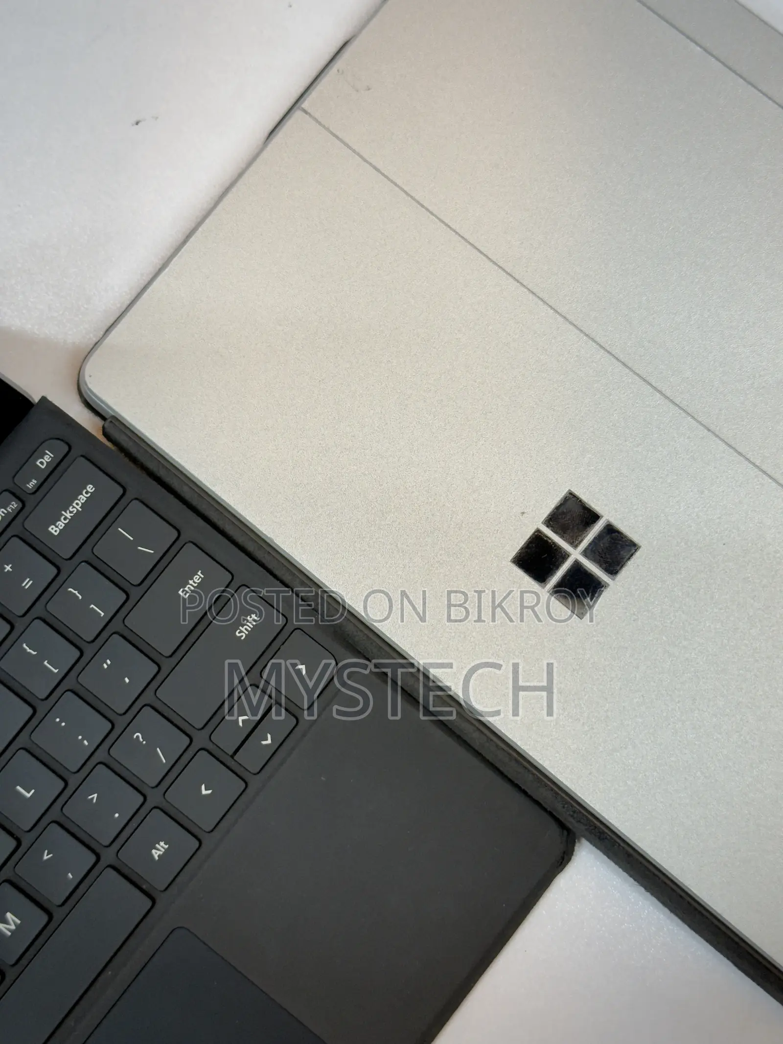 Laptop Microsoft 8GB Intel SSD 128GB