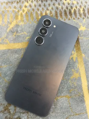 Tecno Spark 40 Pro 128 GB Black