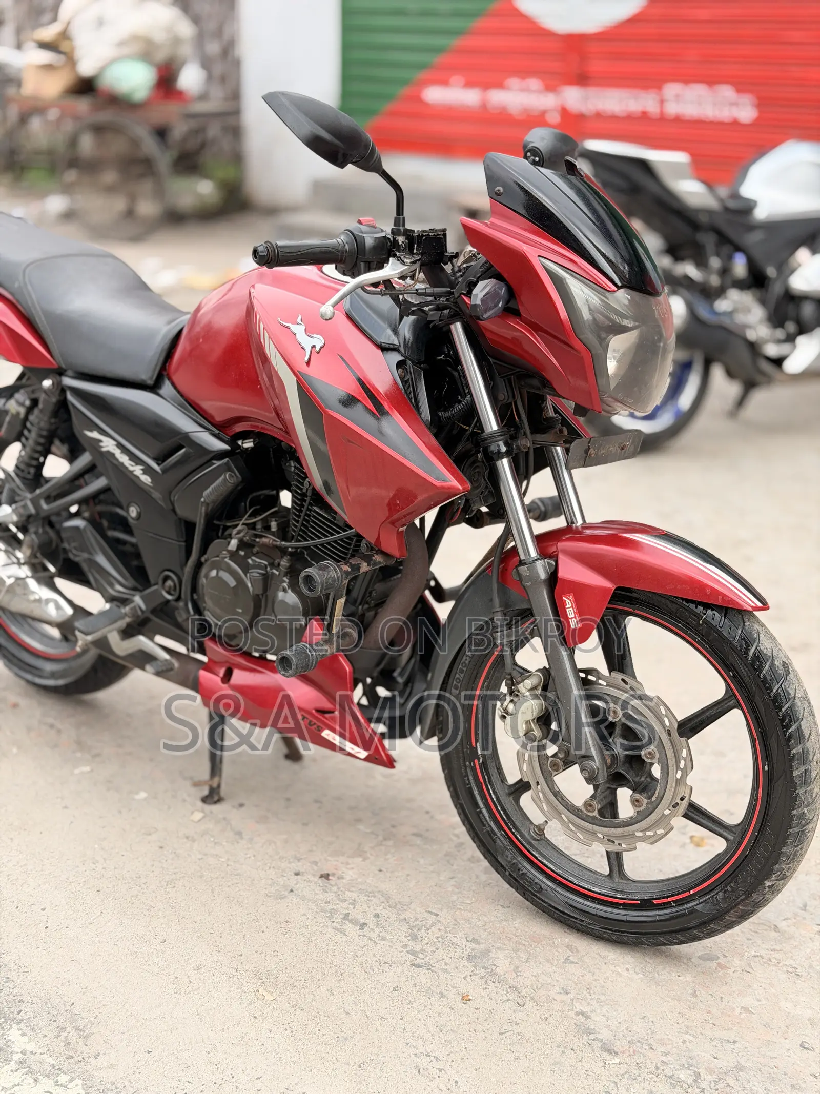 TVS Apache RTR 160 2V 2019 Red