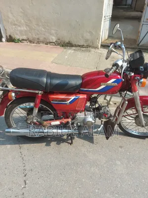 Honda 1998 Red