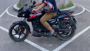 Bajaj Pulsar 150 2023 Black