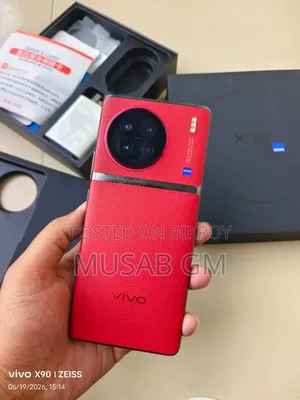 Vivo X90 256 GB Red