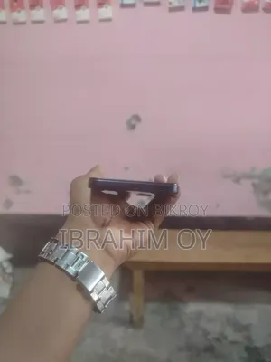 Vivo Black