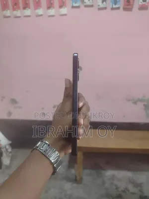 Vivo Black