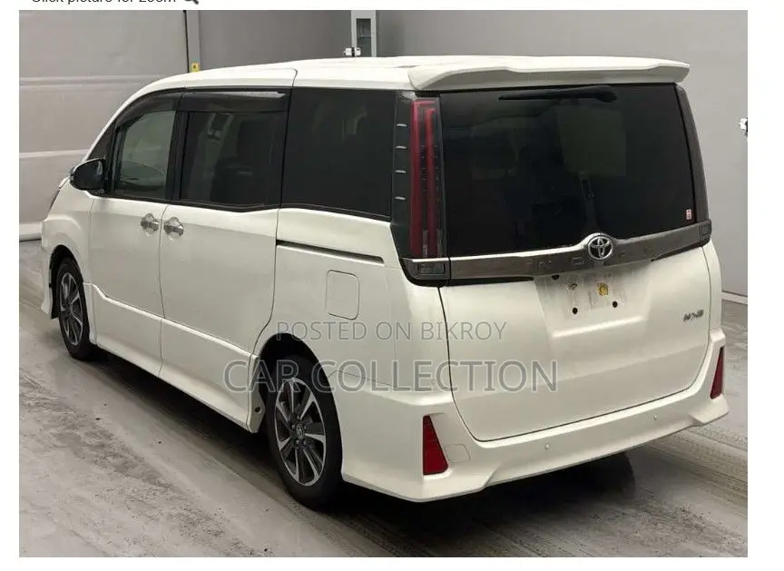 Toyota Noah 2021 Pearl
