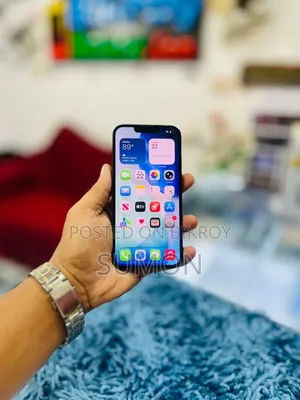 Apple iPhone 13 128 GB Green