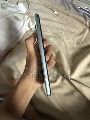 Vivo Y21 64 GB White