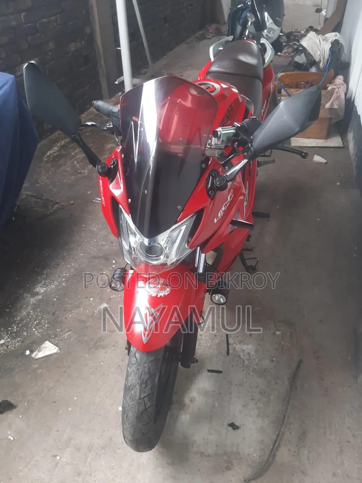 KR Motors 1972 Red