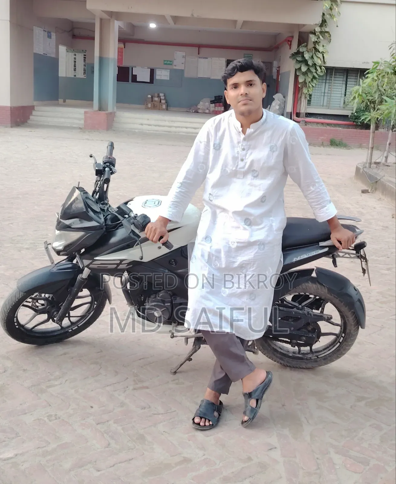 Bajaj Pulsar NS 160 2018 White