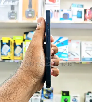 Apple iPhone 13 128 GB Black