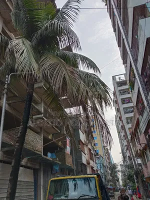তিতাস গ্যাস সুবিধা সহ ১৬৩১ বর্গফুটের চলমান ফ্ল্যাট বিক্রয় হবে