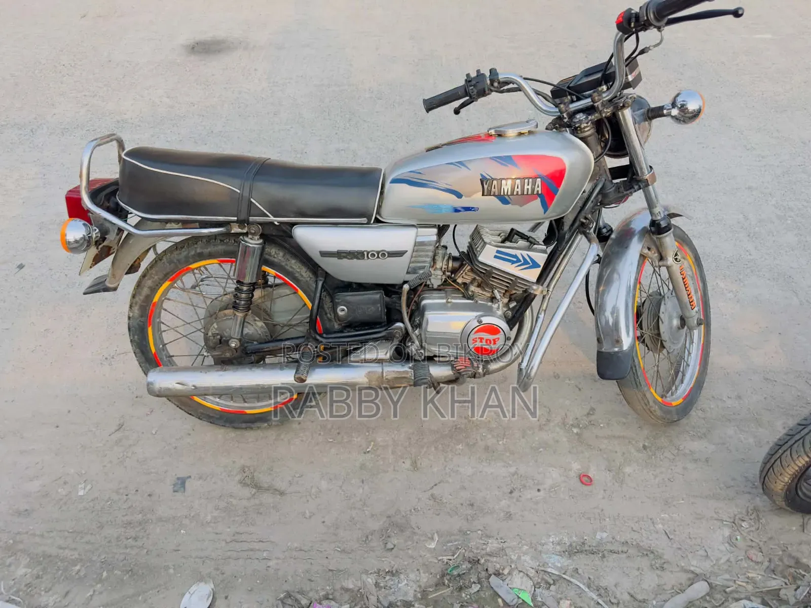 Yamaha 2000 Silver