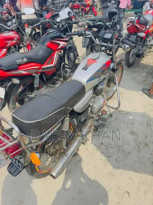 Yamaha 2000 Silver
