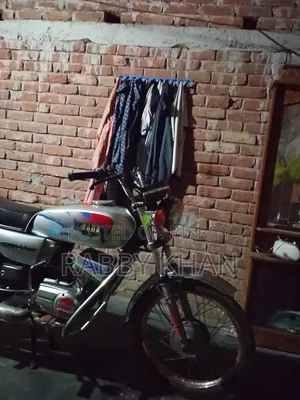 Yamaha 2000 Silver