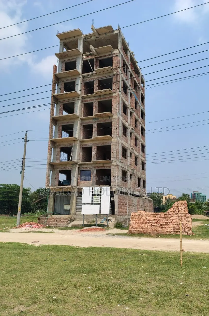 উত্তরা সেক্টর-১৭ তে ৩ বেডরুমের অ্যাপার্টমেন্ট বিক্রির জন্য
