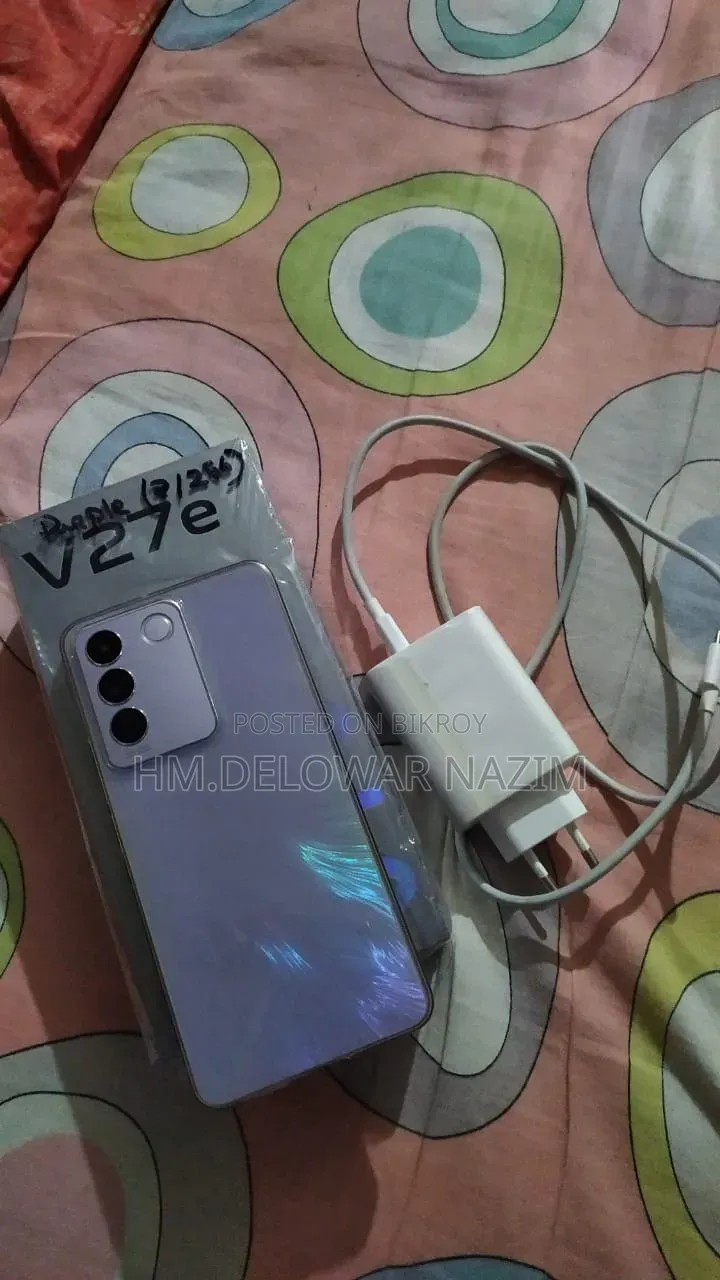 Vivo V27e 256 GB Blue