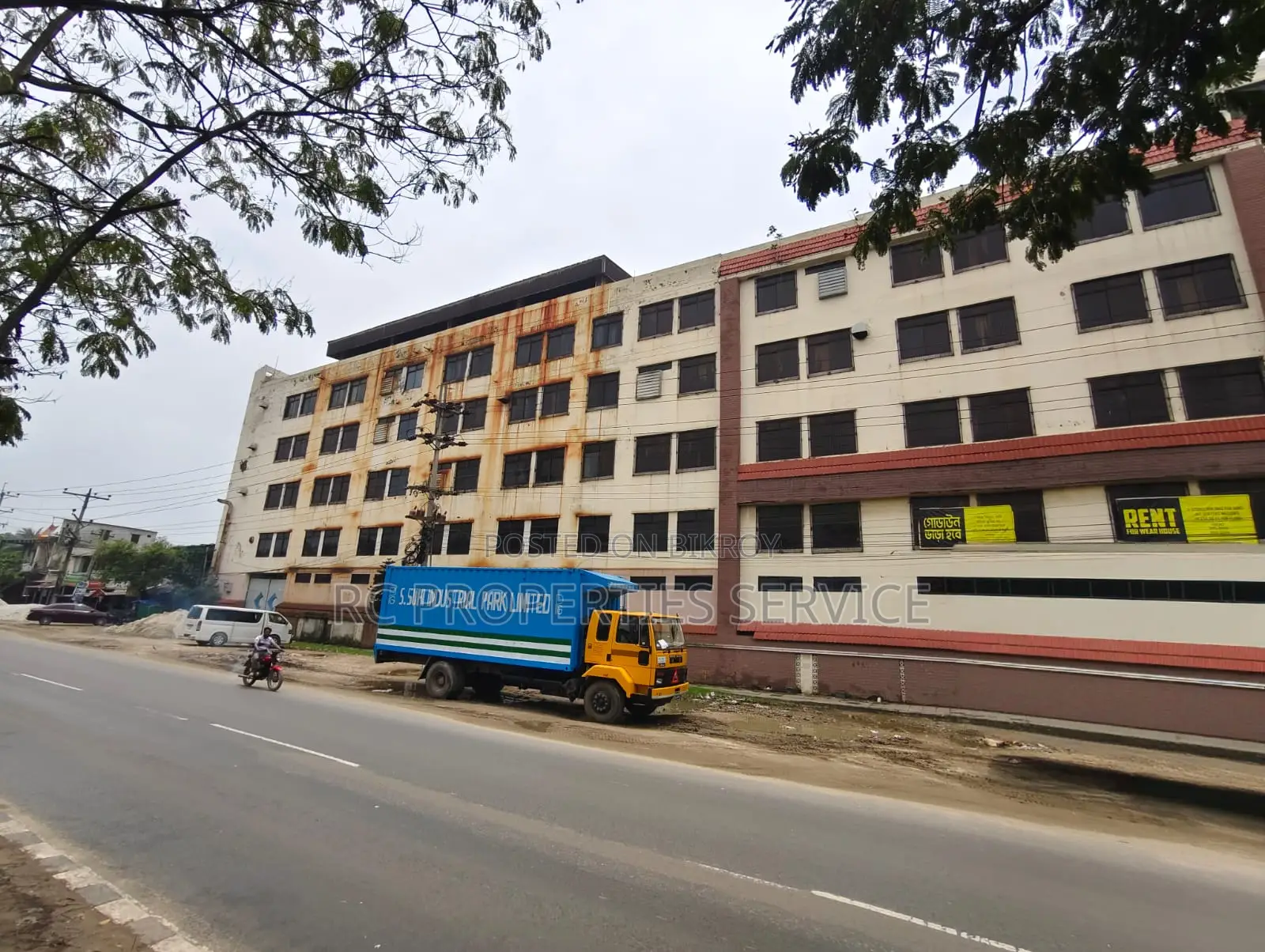 সালনা, গাজীপুরে ফ্যাক্টরি/ওয়্যারহাউসের জন্য ১১০,০০০ বর্গফুটের বিল্ডিং ভাড়া হবে।