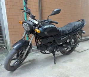 রানার বুলেট ১০০ ২০১৮ কালো