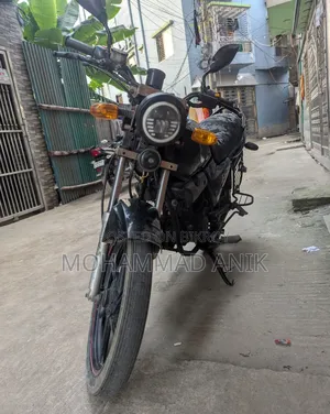 রানার বুলেট ১০০ ২০১৮ কালো