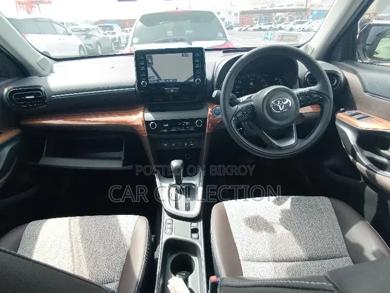 New Toyota Yaris Cross 2021 Red
