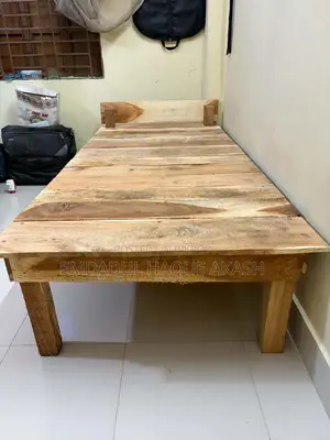 Bed - Wooden Bed